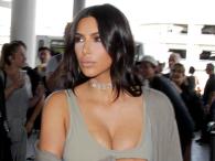 Kim Kardashian w obcisłej zielonej sukience